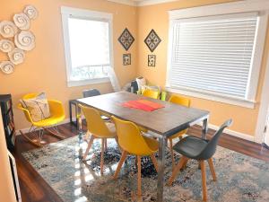 Casa California - Backyard, BBQ, Firepit & Near Beaches