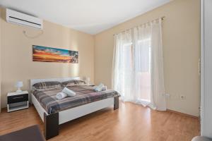 Holiday home Sofia with private pool and stunning view of the sea