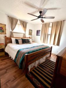Downtown Historic East-Side Coyote House 2B 2BA