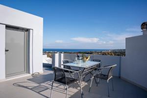 E&A luxury apartment with sea view