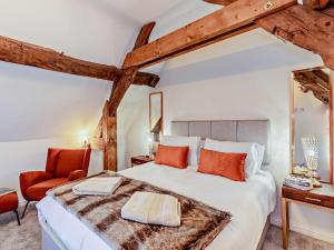 2 Bed in Warwick 93085