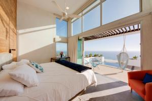 Luxury Ocean-View Villa with Pool By Cerritos Beach