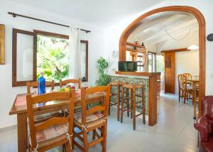 Can Piña by Vintage Travel