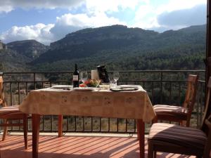 2 bedrooms appartement with terrace and wifi at Capafonts