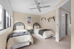 Spacious + Convenient! 3Bed2.5Bath1Car~Townhouse