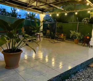 Cabinas El Jardín - Golfito