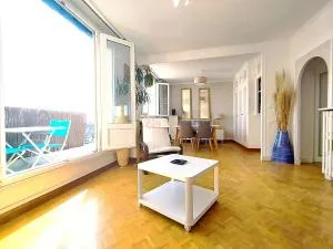 Charmant appartement lumineux - Dernier étage avec balcon - Proche centre-ville - Couëron