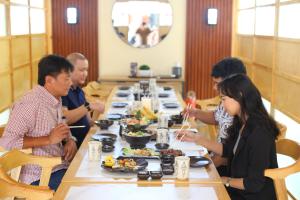 Restaurant, Acro Residences in Malolos