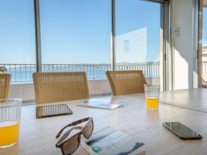 Tout à pied - Plage, Gare, Commerces - 2 pièces avec terrasse et climatisation - FR-1-466A-6