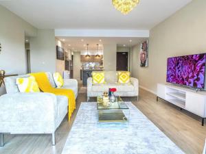 2BR Riverside luxury apartment with balcony & pool views