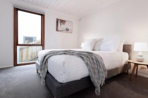 Thrower Cottage: Gateway to the Cataract Gorge