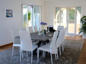 Villa 5 pièces + T2, piscine, clim, bord de mer, 10-12 pers - FR-1-780-3