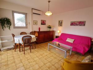 Appartement calme 2P, balcon, animaux, parking, Ste-Maxime - FR-1-780-22