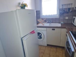 Appartement calme 2P, balcon, animaux, parking, Ste-Maxime - FR-1-780-22