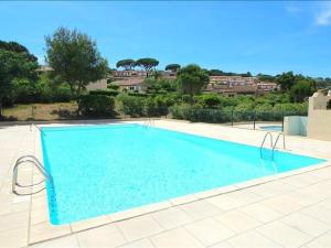 Appartement 3 pièces avec climatisation à Sainte-Maxime - FR-1-780-24