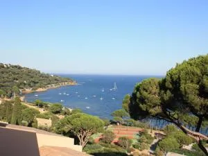 Appartement 4 pièces avec piscine et garage à Sainte-Maxime - FR-1-780-44 - La Nartelle
