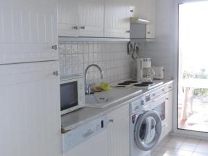 Appartement 2 pièces avec jardin, garage et piscine à Sainte-Maxime - FR-1-780-45