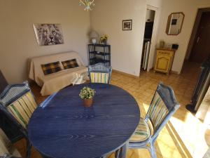 Appartement 2 pièces, balcon, parking, animaux acceptés, Sainte-Maxime - FR-1-780-46