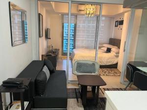 Azure Urban Resort a12 Wavepool near mall airport