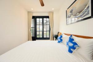 Shadyside 5: Navy house