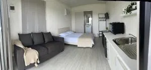 Mountview Wines and Accommodation - Fletcher