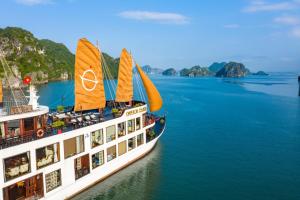 Emperor Cruises Legacy Ha Long