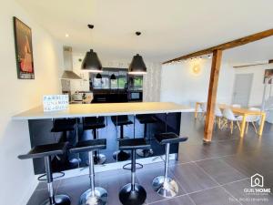 Appartements Loft cosy * Spacieux * Central * Parking gratuit : photos des chambres