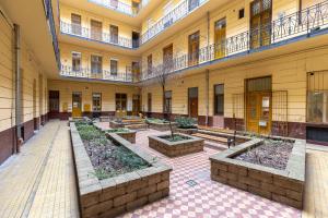 Harmony & Cute - central apartments