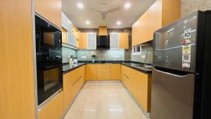 Olive Service Apartments Saket