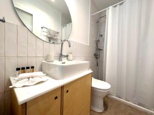 Port view apartment Aegina