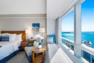 Casiola Apartments in Four Seasons Miami - Key Biscayne