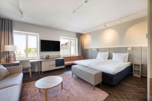 Standard Triple Room room in Original Sokos Hotel Seurahuone Savonlinna