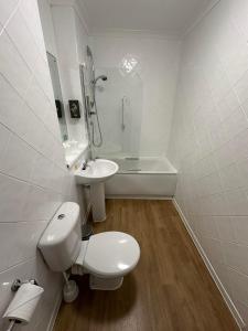 Classic Double Room with Scenic View room in Windermere Hotel