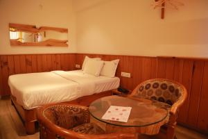 The Woodlands Residency- Unmarried and stag groups not allowed