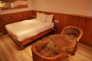 The Woodlands Residency- Unmarried and stag groups not allowed