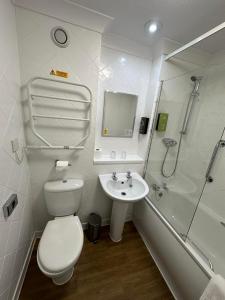 Superior Twin Room room in Windermere Hotel