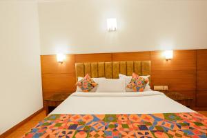 FabHotel Royale Basant Residency - Gandhinagar