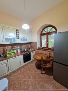 Lovćen Escape, Rustric House