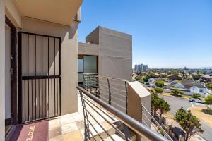 Luxury 3 bedroom Duplex Penthouse with communal swimming pool