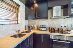 Luxury 3 bedroom Duplex Penthouse with communal swimming pool