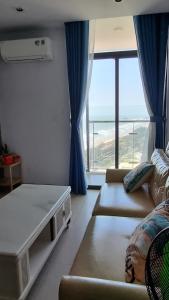 Trinh CSJ Tower 169 Thuỳ Vân