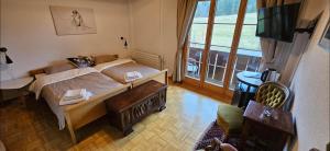 Miramont Horse Trekking Hostel