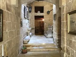 Charming 17th Cent House of Character in the famous 3 Cities, right next to Valletta - Żabbar