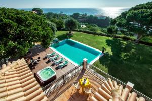 Villa Mauri Luxe - Beautiful beachfront villa