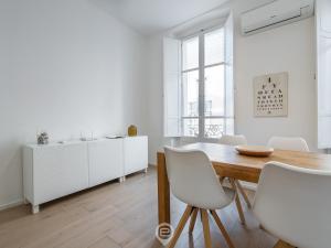 White Dream Apartment