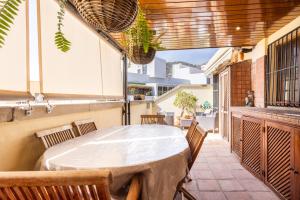 Home2Book Comfy & Bright Attic, Santa Cruz