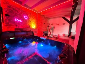 Maisons de vacances Spa, gite a 5 min du Futuroscope : photos des chambres