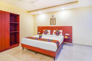 FabHotel VR Stay - Nr Huda City Centre Gurugram