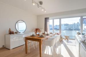 Huswell - Modern apartment with sea view at Knokke-Heist!