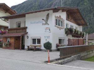 Pension Steinadler - 4hvězdičkové hotely ve městě Neustift im Stubaital